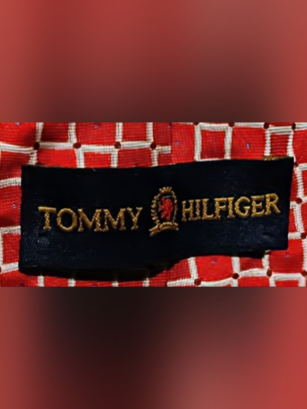 🍐Tommy Hilfiger 100% Silk Necktie – Red & Blue Pattern - Picture 4 of 8